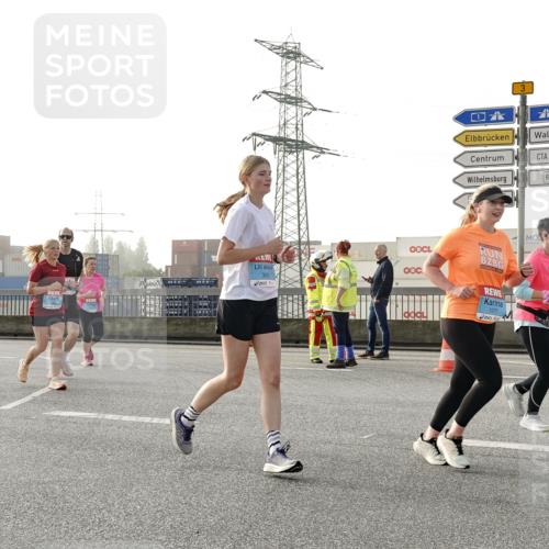 03.10.2026 - Köhlbrandbrückenlauf Michael Burmester http://msf.ph/oto/10765731 03.10.2026 09:20:35 Position 3 305, 3, 1577 meine-sportfotos.de