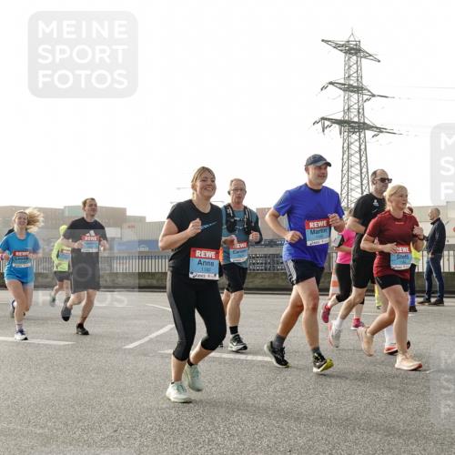 03.10.2026 - Köhlbrandbrückenlauf Michael Burmester http://msf.ph/oto/10765745 03.10.2026 09:20:37 Position 3 1182, 1185, 1576, 3 meine-sportfotos.de