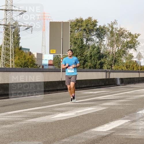 03.10.2026 - Köhlbrandbrückenlauf Michael Burmester http://msf.ph/oto/10765757 03.10.2026 09:44:48 Position 3  meine-sportfotos.de