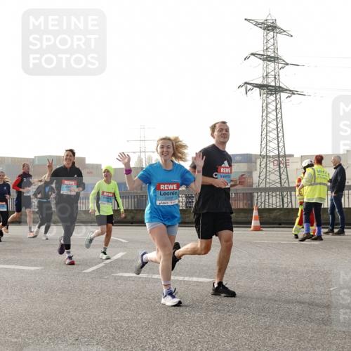 03.10.2026 - Köhlbrandbrückenlauf Michael Burmester http://msf.ph/oto/10765760 03.10.2026 09:20:38 Position 3 2919 meine-sportfotos.de