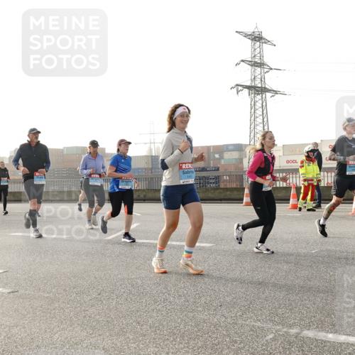 03.10.2026 - Köhlbrandbrückenlauf Michael Burmester http://msf.ph/oto/10765832 03.10.2026 09:20:47 Position 3  meine-sportfotos.de