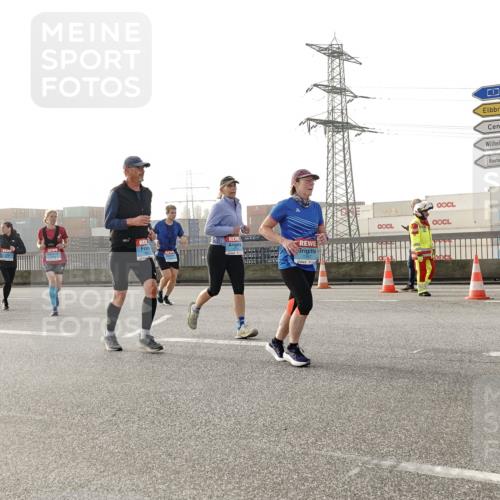 03.10.2026 - Köhlbrandbrückenlauf Michael Burmester http://msf.ph/oto/10765840 03.10.2026 09:20:48 Position 3 1367 meine-sportfotos.de