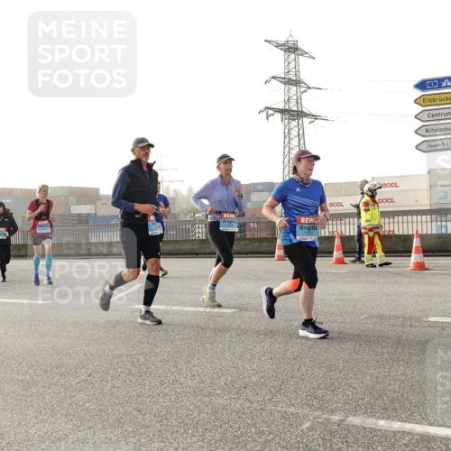 03.10.2026 - Köhlbrandbrückenlauf Michael Burmester http://msf.ph/oto/10765844 03.10.2026 09:20:48 Position 3 1367, 3 meine-sportfotos.de