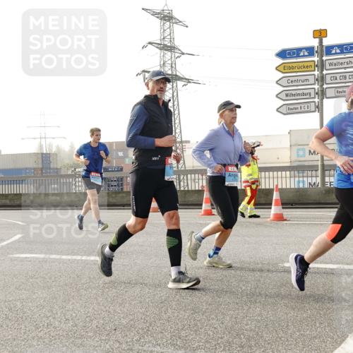 03.10.2026 - Köhlbrandbrückenlauf Michael Burmester http://msf.ph/oto/10765848 03.10.2026 09:20:49 Position 3 1, 1367 meine-sportfotos.de