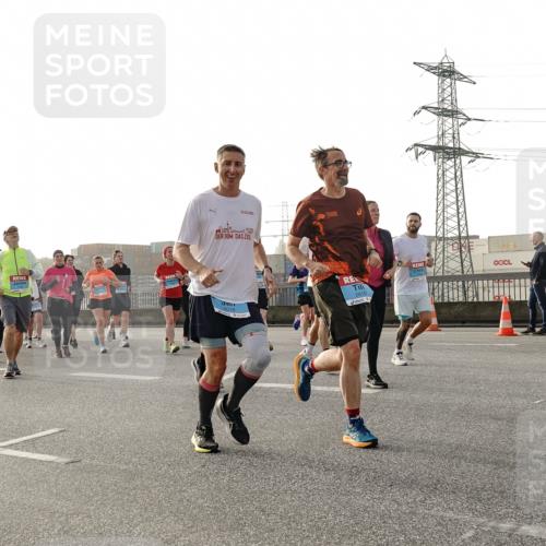 03.10.2026 - Köhlbrandbrückenlauf Michael Burmester http://msf.ph/oto/10765879 03.10.2026 09:20:53 Position 3 2810 meine-sportfotos.de