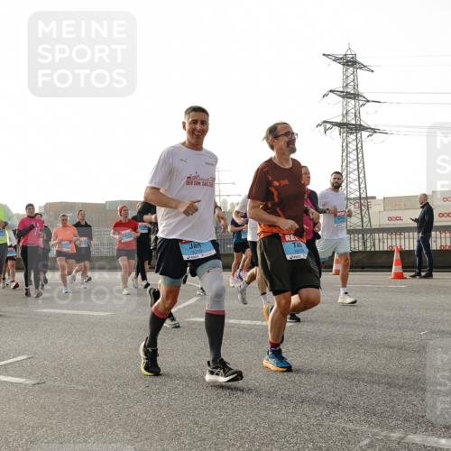 03.10.2026 - Köhlbrandbrückenlauf Michael Burmester http://msf.ph/oto/10765881 03.10.2026 09:20:54 Position 3 3018, 2810, 3 meine-sportfotos.de