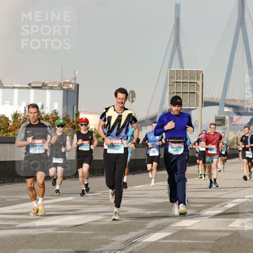 03.10.2026 - Köhlbrandbrückenlauf Michael Burmester http://msf.ph/oto/10765882 03.10.2026 09:45:14 Position 3 2352 meine-sportfotos.de
