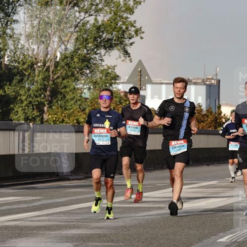 03.10.2026 - Köhlbrandbrückenlauf Michael Burmester http://msf.ph/oto/10765959 03.10.2026 09:45:30 Position 3 2410, 2672, 1644 meine-sportfotos.de