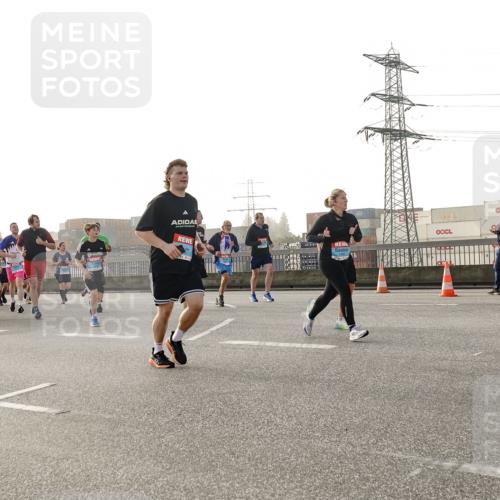 03.10.2026 - Köhlbrandbrückenlauf Michael Burmester http://msf.ph/oto/10765973 03.10.2026 09:21:03 Position 3  meine-sportfotos.de