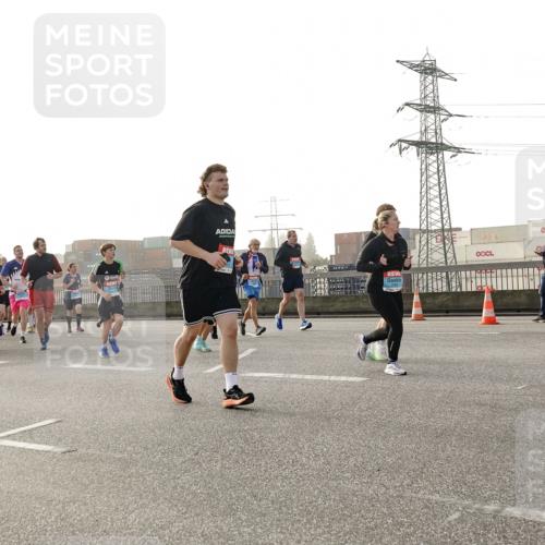 03.10.2026 - Köhlbrandbrückenlauf Michael Burmester http://msf.ph/oto/10765976 03.10.2026 09:21:04 Position 3 3 meine-sportfotos.de