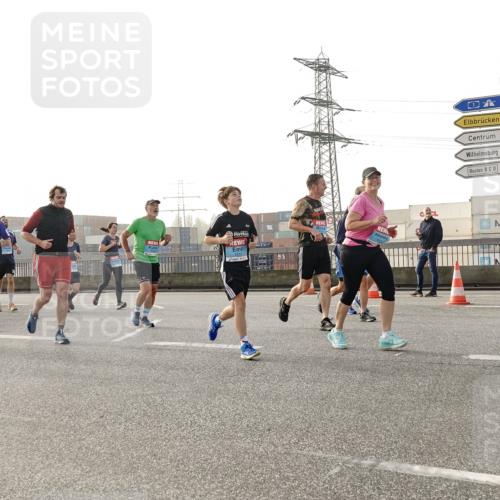 03.10.2026 - Köhlbrandbrückenlauf Michael Burmester http://msf.ph/oto/10765995 03.10.2026 09:21:05 Position 3  meine-sportfotos.de