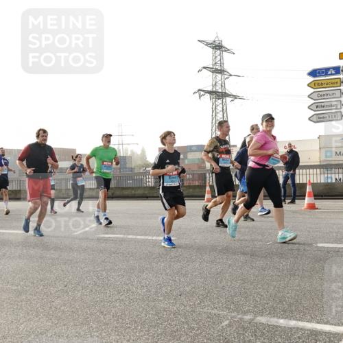 03.10.2026 - Köhlbrandbrückenlauf Michael Burmester http://msf.ph/oto/10765997 03.10.2026 09:21:06 Position 3 3 meine-sportfotos.de