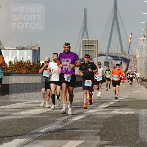 03.10.2026 - Köhlbrandbrückenlauf Michael Burmester http://msf.ph/oto/10766014 03.10.2026 09:45:40 Position 3 1204, 233, 1465, 12, 5 meine-sportfotos.de