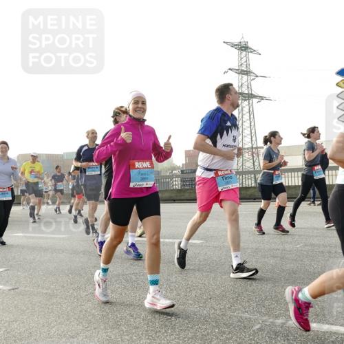 03.10.2026 - Köhlbrandbrückenlauf Michael Burmester http://msf.ph/oto/10766017 03.10.2026 09:21:08 Position 3 3851, 2671, 7 meine-sportfotos.de