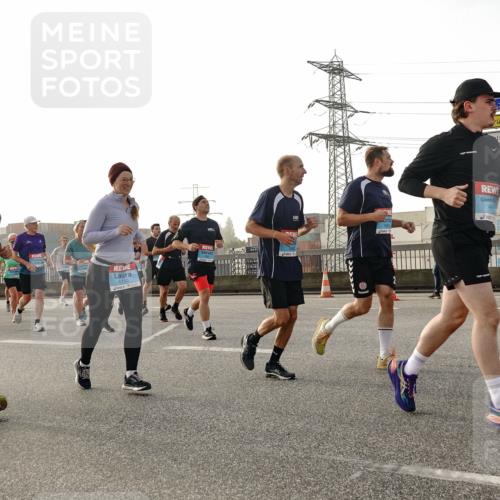03.10.2026 - Köhlbrandbrückenlauf Michael Burmester http://msf.ph/oto/10766030 03.10.2026 09:21:09 Position 3 3865 meine-sportfotos.de