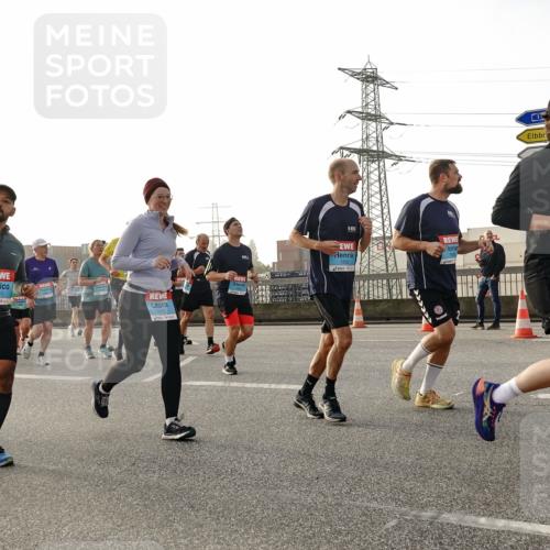 03.10.2026 - Köhlbrandbrückenlauf Michael Burmester http://msf.ph/oto/10766032 03.10.2026 09:21:09 Position 3 1711, 1 meine-sportfotos.de