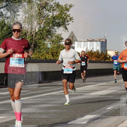 03.10.2026 - Köhlbrandbrückenlauf Michael Burmester http://msf.ph/oto/10766062 03.10.2026 09:45:49 Position 3 7, 195, 2210, 3845, 1228 meine-sportfotos.de