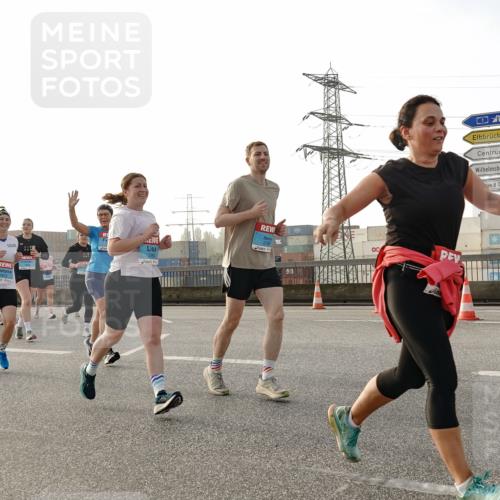 03.10.2026 - Köhlbrandbrückenlauf Michael Burmester http://msf.ph/oto/10766094 03.10.2026 09:21:16 Position 3 1875 meine-sportfotos.de