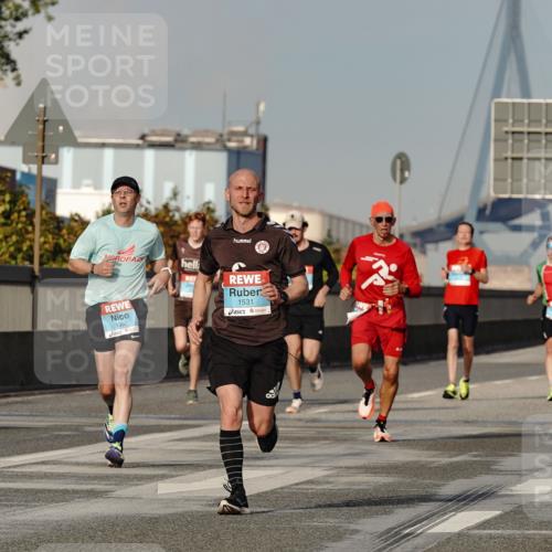 03.10.2026 - Köhlbrandbrückenlauf Michael Burmester http://msf.ph/oto/10766157 03.10.2026 09:46:04 Position 3 1397, 1531 meine-sportfotos.de