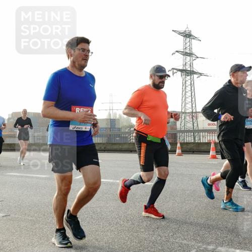 03.10.2026 - Köhlbrandbrückenlauf Michael Burmester http://msf.ph/oto/10766160 03.10.2026 09:21:23 Position 3 2790, 3 meine-sportfotos.de