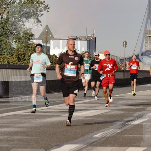 03.10.2026 - Köhlbrandbrückenlauf Michael Burmester http://msf.ph/oto/10766167 03.10.2026 09:46:05 Position 3 1531 meine-sportfotos.de