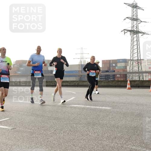 03.10.2026 - Köhlbrandbrückenlauf Michael Burmester http://msf.ph/oto/10766168 03.10.2026 09:21:24 Position 3  meine-sportfotos.de