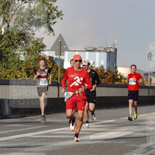 03.10.2026 - Köhlbrandbrückenlauf Michael Burmester http://msf.ph/oto/10766175 03.10.2026 09:46:08 Position 3  meine-sportfotos.de