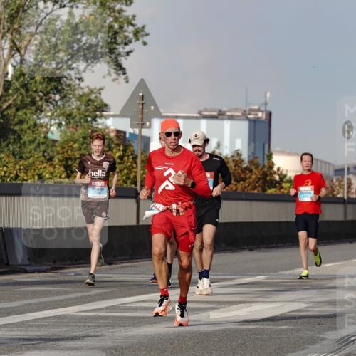 03.10.2026 - Köhlbrandbrückenlauf Michael Burmester http://msf.ph/oto/10766178 03.10.2026 09:46:08 Position 3  meine-sportfotos.de