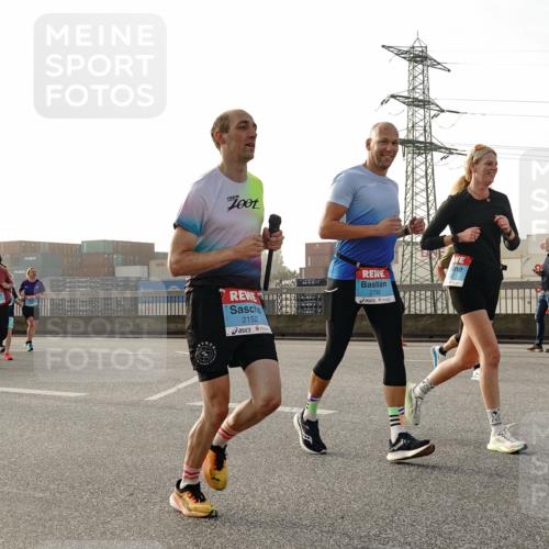 03.10.2026 - Köhlbrandbrückenlauf Michael Burmester http://msf.ph/oto/10766179 03.10.2026 09:21:26 Position 3 7001, 2152, 2730 meine-sportfotos.de