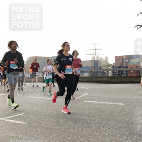 03.10.2026 - Köhlbrandbrückenlauf Michael Burmester http://msf.ph/oto/10766186 03.10.2026 09:21:28 Position 3 1857 meine-sportfotos.de