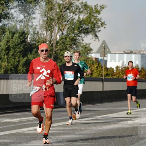 03.10.2026 - Köhlbrandbrückenlauf Michael Burmester http://msf.ph/oto/10766190 03.10.2026 09:46:11 Position 3  meine-sportfotos.de
