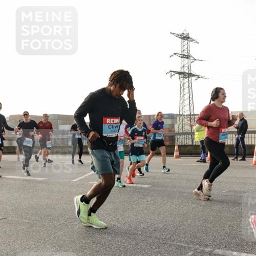 03.10.2026 - Köhlbrandbrückenlauf Michael Burmester http://msf.ph/oto/10766191 03.10.2026 09:21:29 Position 3 3565 meine-sportfotos.de