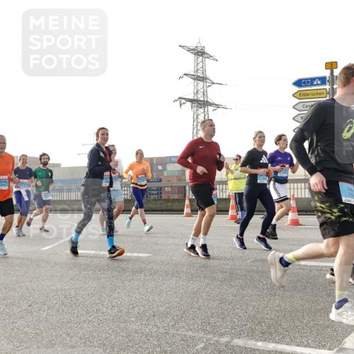 03.10.2026 - Köhlbrandbrückenlauf Michael Burmester http://msf.ph/oto/10766212 03.10.2026 09:21:32 Position 3  meine-sportfotos.de