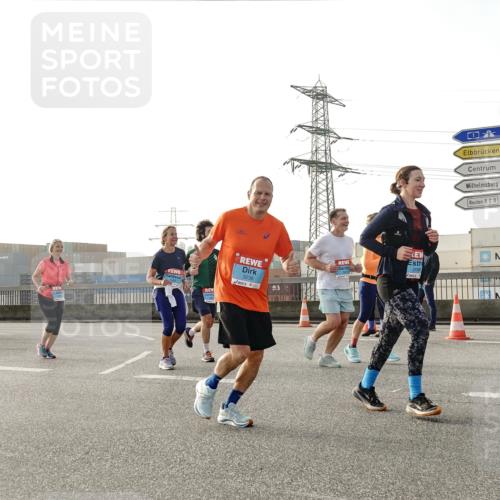 03.10.2026 - Köhlbrandbrückenlauf Michael Burmester http://msf.ph/oto/10766221 03.10.2026 09:21:33 Position 3 3236, 3 meine-sportfotos.de