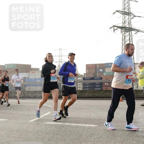 03.10.2026 - Köhlbrandbrückenlauf Michael Burmester http://msf.ph/oto/10766241 03.10.2026 09:21:36 Position 3 2536, 100 meine-sportfotos.de