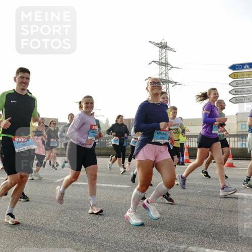 03.10.2026 - Köhlbrandbrückenlauf Michael Burmester http://msf.ph/oto/10766294 03.10.2026 09:21:42 Position 3 2801, 3031 meine-sportfotos.de