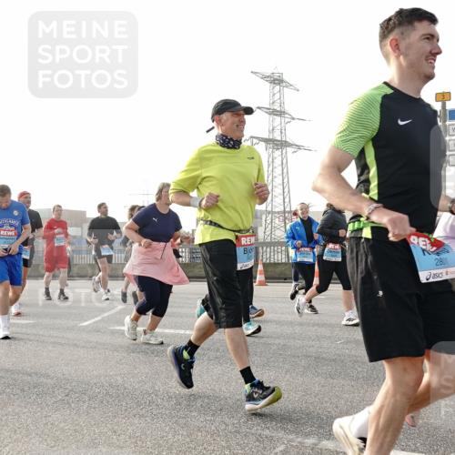 03.10.2026 - Köhlbrandbrückenlauf Michael Burmester http://msf.ph/oto/10766308 03.10.2026 09:21:43 Position 3 290, 2801 meine-sportfotos.de