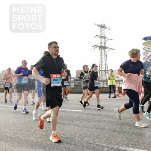 03.10.2026 - Köhlbrandbrückenlauf Michael Burmester http://msf.ph/oto/10766321 03.10.2026 09:21:44 Position 3 2831, 3 meine-sportfotos.de