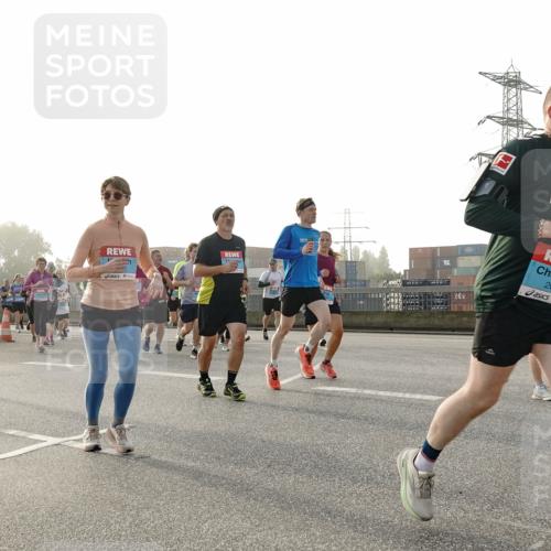 03.10.2026 - Köhlbrandbrückenlauf Michael Burmester http://msf.ph/oto/10766365 03.10.2026 09:21:48 Position 3 2066, 1153 meine-sportfotos.de