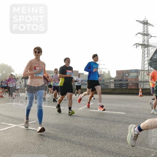 03.10.2026 - Köhlbrandbrückenlauf Michael Burmester http://msf.ph/oto/10766367 03.10.2026 09:21:48 Position 3 2066 meine-sportfotos.de
