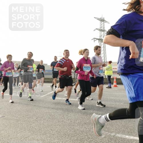 03.10.2026 - Köhlbrandbrückenlauf Michael Burmester http://msf.ph/oto/10766388 03.10.2026 09:21:51 Position 3 2474, 2021 meine-sportfotos.de