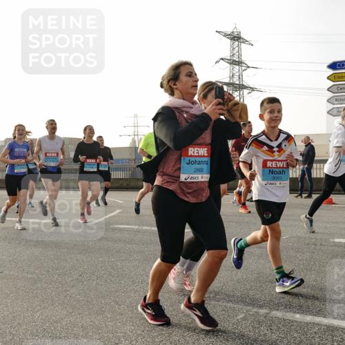 03.10.2026 - Köhlbrandbrückenlauf Michael Burmester http://msf.ph/oto/10766411 03.10.2026 09:21:54 Position 3 2668, 3003 meine-sportfotos.de
