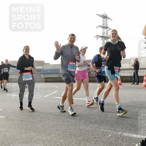 03.10.2026 - Köhlbrandbrückenlauf Michael Burmester http://msf.ph/oto/10766440 03.10.2026 09:21:57 Position 3 3728, 2818 meine-sportfotos.de