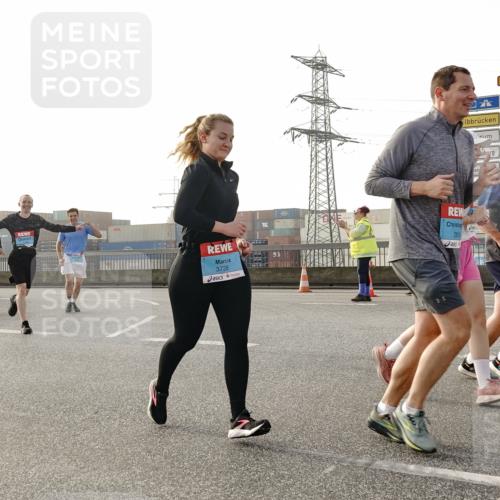 03.10.2026 - Köhlbrandbrückenlauf Michael Burmester http://msf.ph/oto/10766448 03.10.2026 09:21:58 Position 3 3728, 281, 3 meine-sportfotos.de