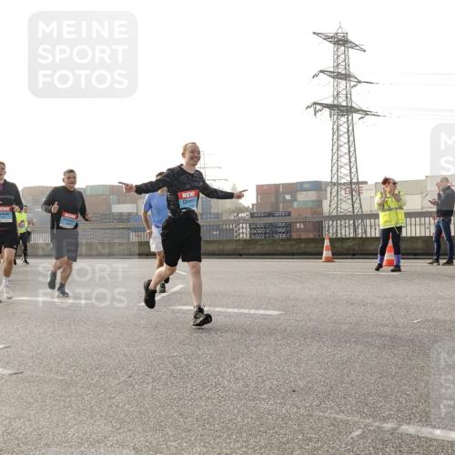 03.10.2026 - Köhlbrandbrückenlauf Michael Burmester http://msf.ph/oto/10766453 03.10.2026 09:21:59 Position 3 3 meine-sportfotos.de