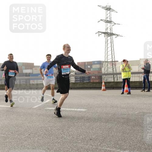 03.10.2026 - Köhlbrandbrückenlauf Michael Burmester http://msf.ph/oto/10766457 03.10.2026 09:21:59 Position 3 1446 meine-sportfotos.de