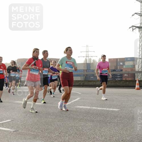03.10.2026 - Köhlbrandbrückenlauf Michael Burmester http://msf.ph/oto/10766480 03.10.2026 09:22:02 Position 3 3112, 1311 meine-sportfotos.de