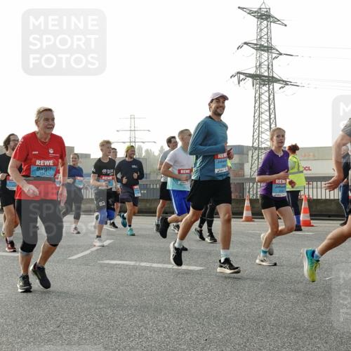 03.10.2026 - Köhlbrandbrückenlauf Michael Burmester http://msf.ph/oto/10766495 03.10.2026 09:22:04 Position 3 1511 meine-sportfotos.de