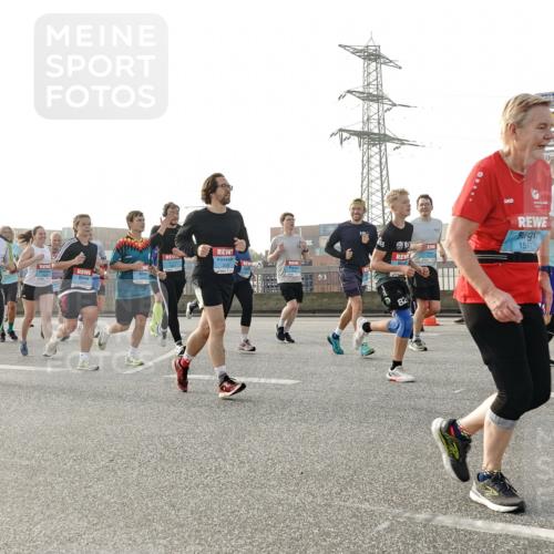 03.10.2026 - Köhlbrandbrückenlauf Michael Burmester http://msf.ph/oto/10766502 03.10.2026 09:22:05 Position 3 3, 1511, 82 meine-sportfotos.de