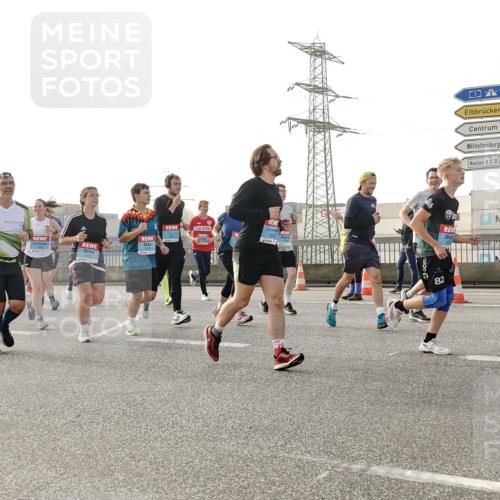 03.10.2026 - Köhlbrandbrückenlauf Michael Burmester http://msf.ph/oto/10766510 03.10.2026 09:22:06 Position 3 203, 24875, 82 meine-sportfotos.de